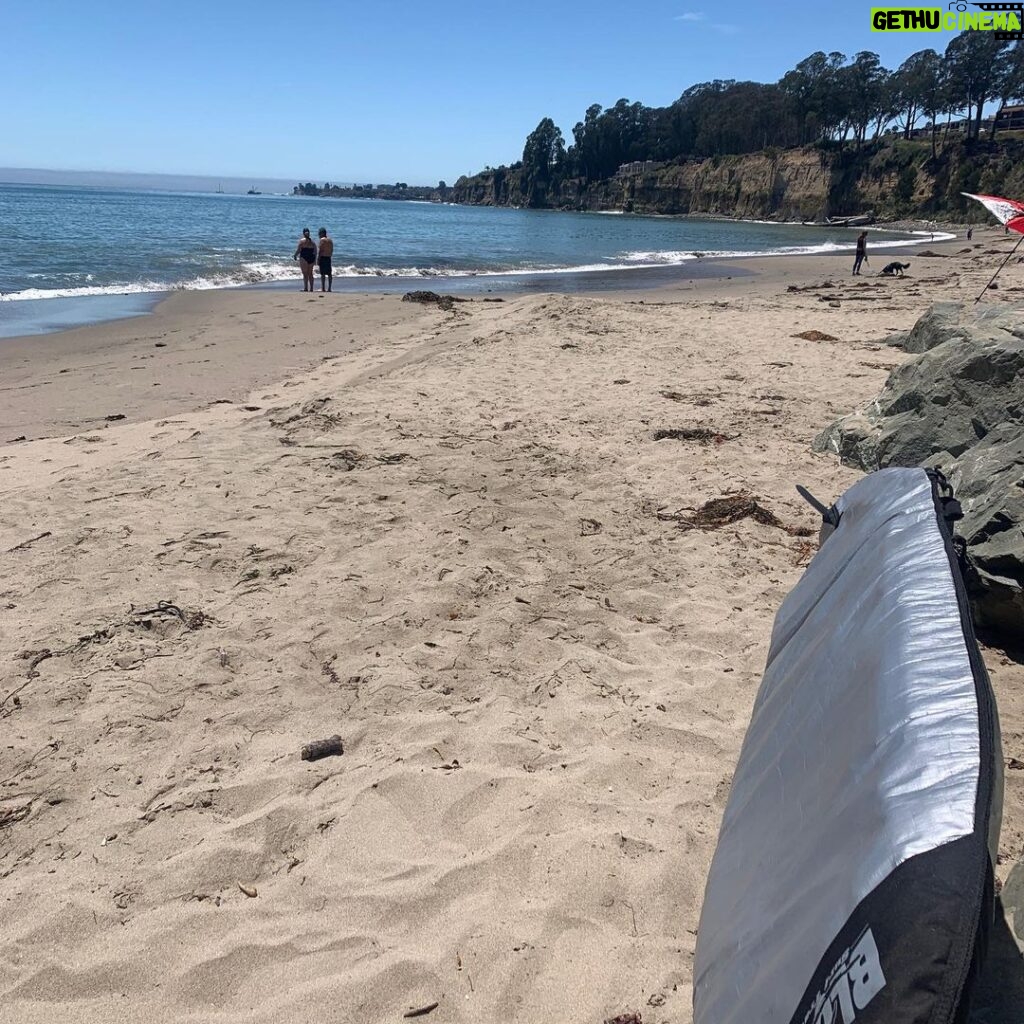 Kevin McKidd Instagram - Did I mention- I love Santa Cruz ! Thanks to all at @traveler_surf_club for hooking me up with the 'Sandy' camper and for my solo camp/surf trip !