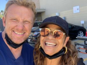 Kevin McKidd Instagram - @greysabc SEASON 18 PREMIERS TONIGHT !! @therealdebbieallen @camillaluddington @realcarmack - we missed you !!