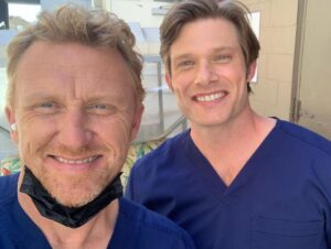 Kevin McKidd Instagram - @greysabc SEASON 18 PREMIERS TONIGHT !! @therealdebbieallen @camillaluddington @realcarmack - we missed you !!
