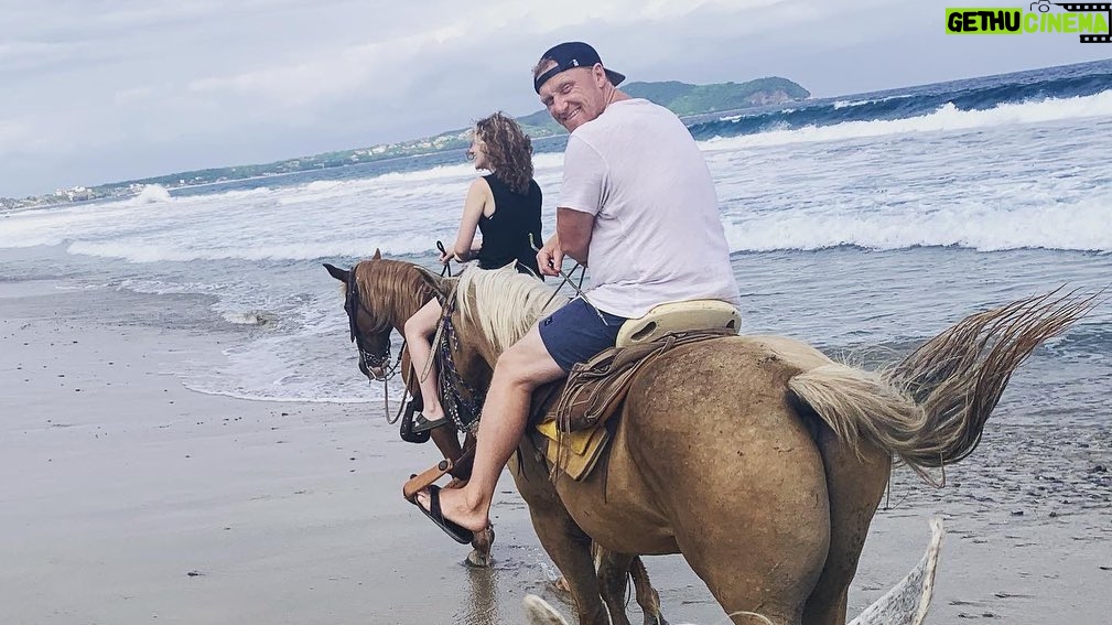 Kevin McKidd Instagram - @puntamita is my happy place. #luxuryvillas #travelpartner #casabrisa #travel #travelphotography #ilovemexico