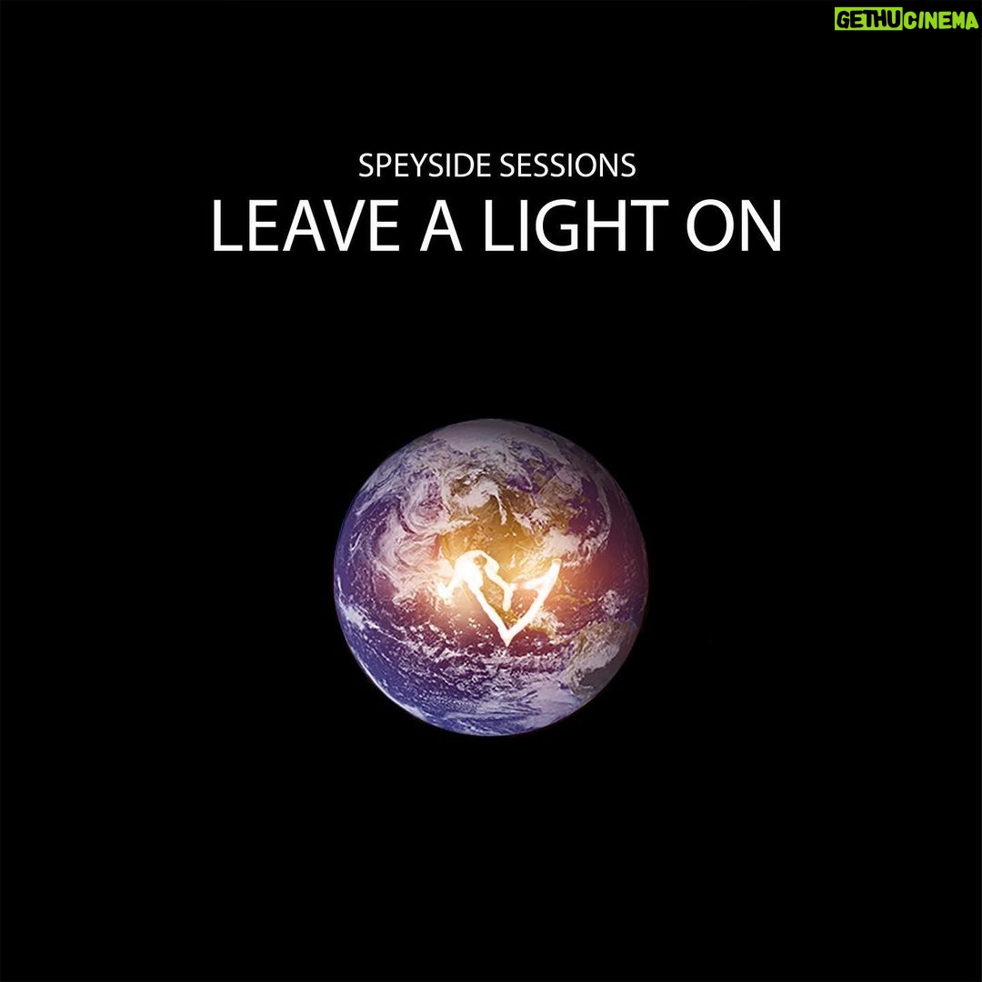 Kevin McKidd Instagram - Today ! Our song!! For FOOD BANKS! Please donate in my BIO link ! Watch: youtube.com/watch?v=bQpoGtCwGVQ Donate: just.ly/lalo Listen: li.sten.to/gBVWb39 MUCH LOVE KEV XX