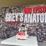 Kevin McKidd Instagram - 400th episode and we all cannot believe it’s real!! Thankyou Thankyou @shondarhimes @kristavernoff @therealdebbieallen @abcnetwork and EVERY SINGLE crew member guest star and writer , editor etc etc who has made this once in a life time thing HAPPEN ! Here is to another 400!;)) MOST OF ALL All our love goes to the fans across the globe who we owe ALL of these blessings to ! Kev xxx