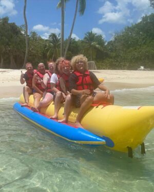 Kevin McKidd Instagram - banana boating..tennis in the rain..birthday celebrations, so many magical memories made! Thank you  @casadecampodr & @howelltalentrelations
#casadecamporesort & #DominicanRepublic
 #travelpartner