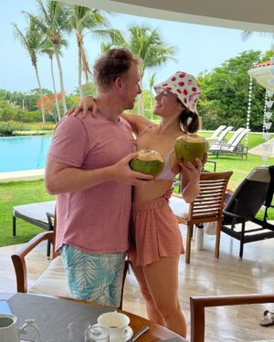 Kevin McKidd Instagram - banana boating..tennis in the rain..birthday celebrations, so many magical memories made! Thank you  @casadecampodr & @howelltalentrelations
#casadecamporesort & #DominicanRepublic
 #travelpartner