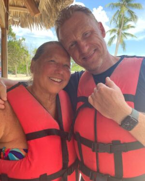 Kevin McKidd Instagram - banana boating..tennis in the rain..birthday celebrations, so many magical memories made! Thank you  @casadecampodr & @howelltalentrelations
#casadecamporesort & #DominicanRepublic
 #travelpartner