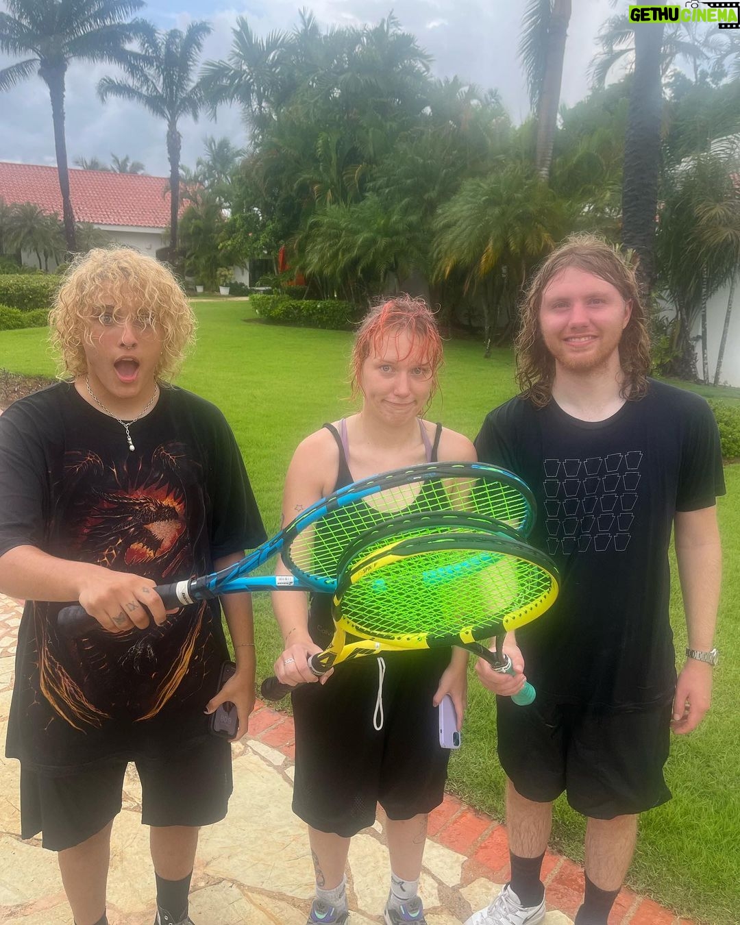 Kevin McKidd - 86.7K Likes - banana boating..tennis in the rain..birthday celebrations, so many magical memories made! Thank you @casadecampodr & @howelltalentrelations
#casadecamporesort & #DominicanRepublic
Ā #travelpartner