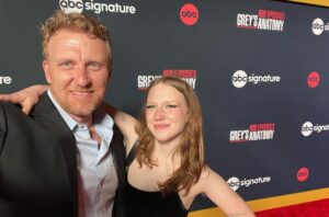 Kevin McKidd Instagram - Shoutout to the one, the only, Iona McKidd! 21 today !! I feel so blessed and lucky to have known you since literally day ONE…Your amazing spirit, talents , humor, lust for life and wisdom shine through you, my lovely daughter. Continue to thrive, take no prisoners, be you with zero apology ,have no regrets and be kind! Im in your corner, always . HAPPY BIRTHDAY Dad xxxxx