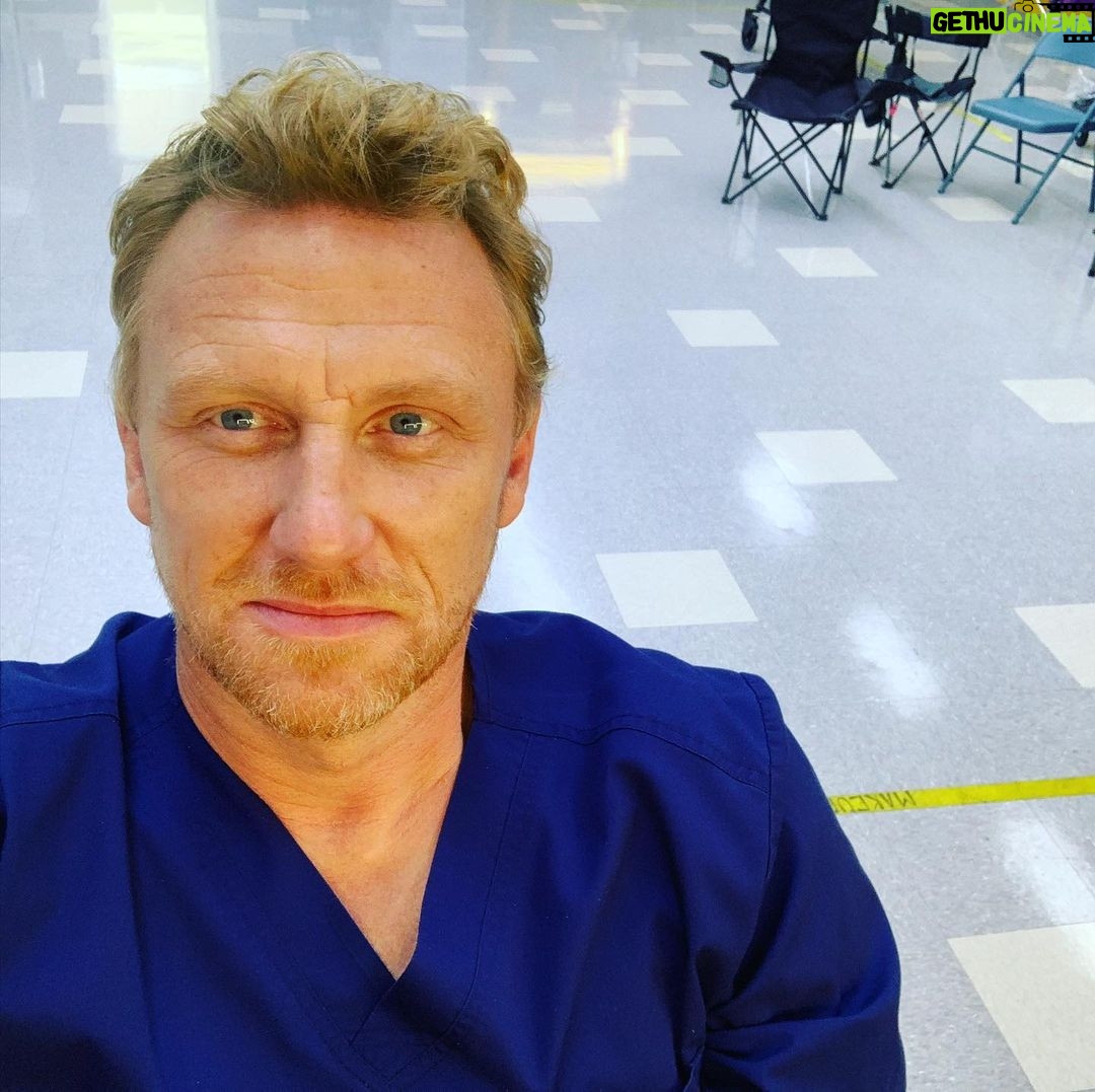 Kevin McKidd - 105.7K Likes - Tonight !!!! @greysabc RETURNS ! You do not wanna miss this episode directed by our fearless and endlessly talented leader @therealdebbieallen ! Peace and love kev x