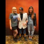 Kevin Smith Instagram - Crew Askew is in lovely Livonia, Michigan this weekend signing stuff and taking pics at @theastronomicon! These are my precious people without whom there would be no #clerks, no #clerks2 or no @clerksmovie. The #askewniverse would be pretty empty without @jaymewes, @briancohalloran, #jeffanderson, #trevorfehrman, @marilynghigliotti or @jenschwalbach (and the missing @rosariodawson, who we were with 2 weeks ago at @fanexpodallas). And my world would be empty without @harleyquinnsmith, who is also in #michigan taking family photos with me & Jen. We’ll be at #astronomicon again all day today (before I head down to Florida to see my Mom), so roll up to #burtonmanor if you wanna get stuff signed or take pics with me and the fine folks who’ve made my dreams come true! Big thanks to the Astronomicon kids for collecting us all in the same place for a real life version of #chroniccon from #jayandsilentbobreboot! #KevinSmith
