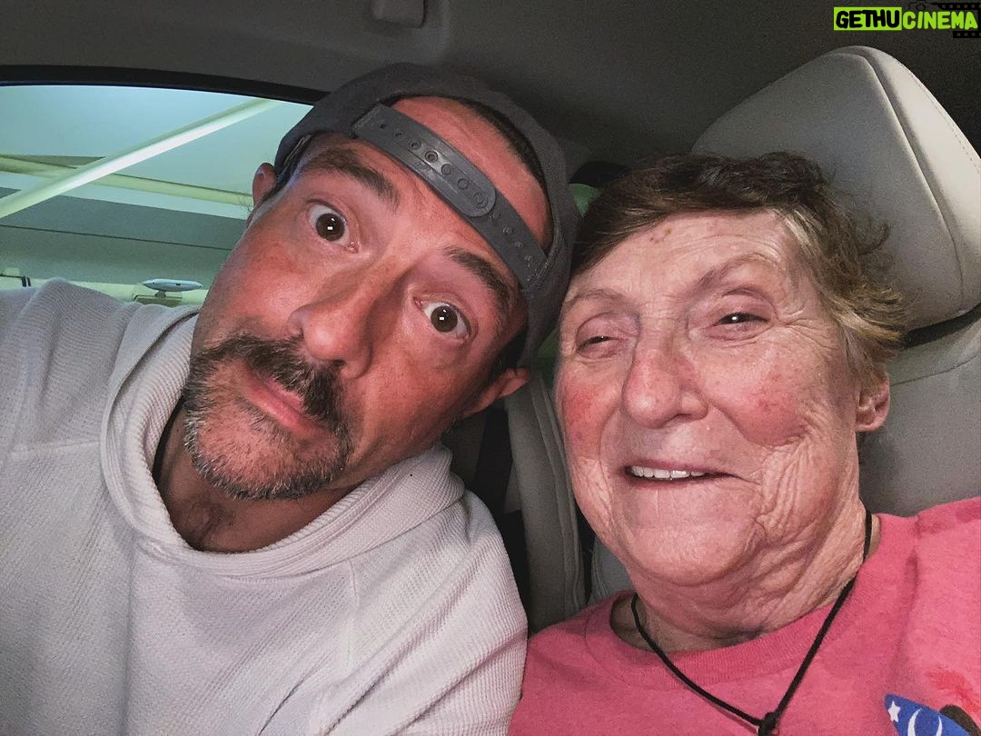 Kevin Smith Instagram - After #cruiseaskew docked, I stayed in Florida with my Mom for a few days. Do you see any resemblance between us? #KevinSmith #mom
