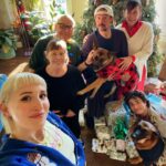 Kevin Smith Instagram – Merry Christmas from 2023! #KevinSmith
