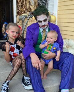 Kevin Smith Instagram - HAPPY HALLOWEEN! Now @jaymewes & @jordanmonsanto have their own #harleyquinn with @loganleemewes (Lucien is Joker Jr). #KevinSmith #jasonmewes