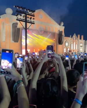 Kevin Vechiatto Instagram - primeiro final de semana no @thetownfestival! shows e momentos incríveis