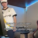 Kevin Vechiatto Instagram - 15 minutos depois morrendo pro joaozinho_balinha99 #viralBD
