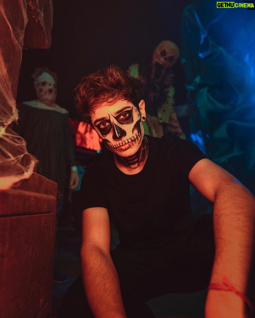Kevsho Instagram - recomienden pelis de terror para ver hoy por halloween xfa 🎃🎬