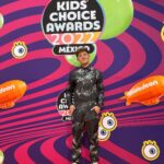 Kevsho Instagram - GANÉ MI PRIMER PREMIO COMO ACTORRRRR 🥹🫶🏼 es muy surreal estar escribiendo esto, tantas emociones juntas y muy difícil poder expresarlas todas. pero máaaaas que nada quiero agradecerles a ustedes por votar tanto y apoyarme en todo lo que hago, gracias KCA México por este premio tan importante, gracias a mi familia Disney y todo el equipo por creer en mí como actor en Entrelazados, gracias a mis amigos y mi familia por estar siempre conmigo, gracias @panni_margot por tu arte para vestirme, gracias @vanepellizzeri por ser la mejor manager y amiga que pueda pedir, y me faltan mil gracias más. ME LLEVO EL PREMIO PARA ARGENTINA LOCOOOO ❤️‍🔥 Mexico City, Mexico