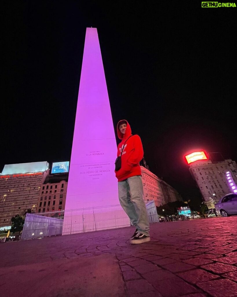 Kevsho Instagram - que linda la torre eiffel 😍😍 Buenos Aires, Argentina