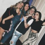 Kevsho Instagram - bueno soy el peor y no me saqué ninguna foto donde esté yo solo en mi cumpleaños ajajsj así que acá van varias de la fiesta con gente que quiero mucho 💘 gracias a todos x los mensajes y el cariño, un cumpleaños más que pasamos juntossss los quiero mucho 🥺♥️ felices 20 para mí 🤪🤌