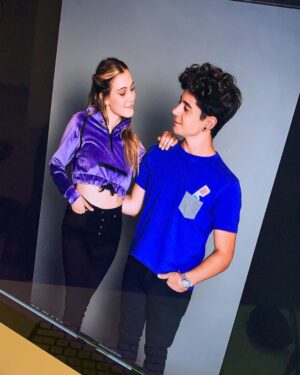 Kevsho Instagram - por acá como ke tenemos muchas ganas de una temporada 2 de entrelazados, ustedes ke dicen? ⏳🤍🌝 dale @disneyplusla ;);)