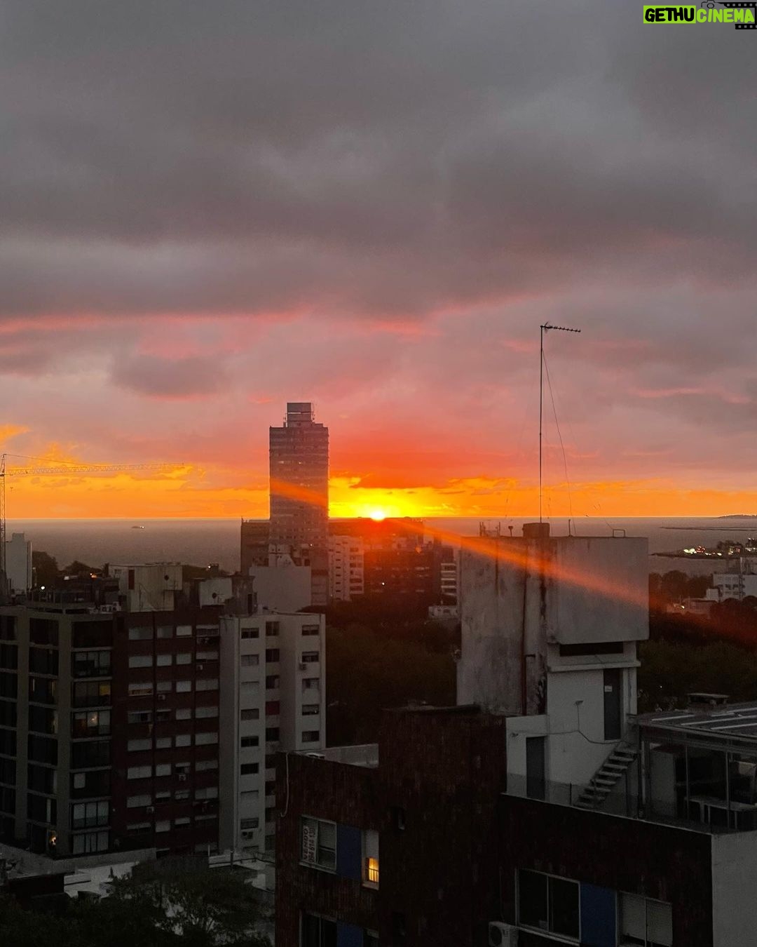 Kevsho Instagram - hace 4 (cuatro) meses que no subo nada al feed así que vengo a que me validen 🥲 Montevideo, Uruguay
