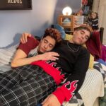Kevsho Instagram – aaaaaa gracias x el recibimiento que le están dando a la temporada 2 de entrelazados, les gustó?! 🥹💜 me fascina leer sus teorías sobre la historia, sus opiniones, sus momentos favs, etc etc etc así que los leo en los comentarios 👀 si todavía no la vieron vayan yaaaa a @disneyplusla que está disponible en todo el mundo 🫶🏼