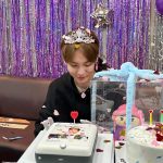 Key Instagram - Good & Great 는 생일축하로 마무리 했네요! 앨범과 생일을 축하해주신 모든 분들 감사합니다! 이 앨범을 위해 애써준 우리 매니지먼트,자켓팀,뮤비팀,sns팀,프로모션,퍼포먼스,a&r, 녹음기사님들 ,켄지 누나,디렉봐주신 분들 헤어 ,메이크업 ,vx팀,스타일리스트, 댄서들 ! 셀수없이 많은 분들이 도와주셨습니다! ( 잊어버린 부서가 있다면 나중에 수정 할게요!) 진심으로 감사드립니다. 그리고 워커들과 공부하시는 모든 분들 이 노래로 조금이나마 위로와 용기를 받으셨길 바랍니다! grandma i know you are always watching me up there i miss you and i love you . mom and dad!of course i love you too. and love you my lil freaks always thanks for your support 🩵 i'll be back! -key-