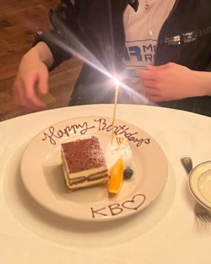 Key Instagram - Good & Great 는 생일축하로 마무리 했네요! 앨범과 생일을 축하해주신 모든 분들 감사합니다! 
이 앨범을 위해 애써준 우리 매니지먼트,자켓팀,뮤비팀,sns팀,프로모션,퍼포먼스,a&r, 녹음기사님들 ,켄지 누나,디렉봐주신 분들 헤어 ,메이크업 ,vx팀,스타일리스트, 댄서들 ! 셀수없이 많은 분들이 도와주셨습니다! ( 잊어버린 부서가 있다면 나중에 수정 할게요!) 진심으로 감사드립니다. 
그리고 워커들과 공부하시는 모든 분들 이 노래로 조금이나마 위로와 용기를 받으셨길 바랍니다! 
grandma i know you are always watching me up there 
i miss you and i love you .
mom and dad!of course i love you too.
and love you my lil freaks always thanks for your support 🩵 
i'll be back! 
-key-