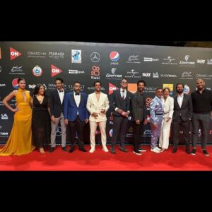 Khaled Anwar Instagram - من العرض الخاص لفيلم #قمر١٤ 
في مهرجان الجونة #gff21 
و قريبا في السينمات ❤️

————————
Suit @orangesquarecairo 
Styled by @angie_neklawy