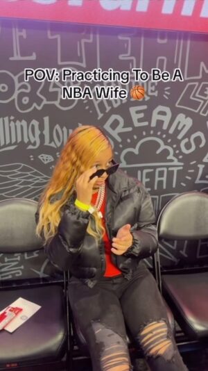 Khamyra Sykes Instagram - Gotta support my husband 💍🩷🏀