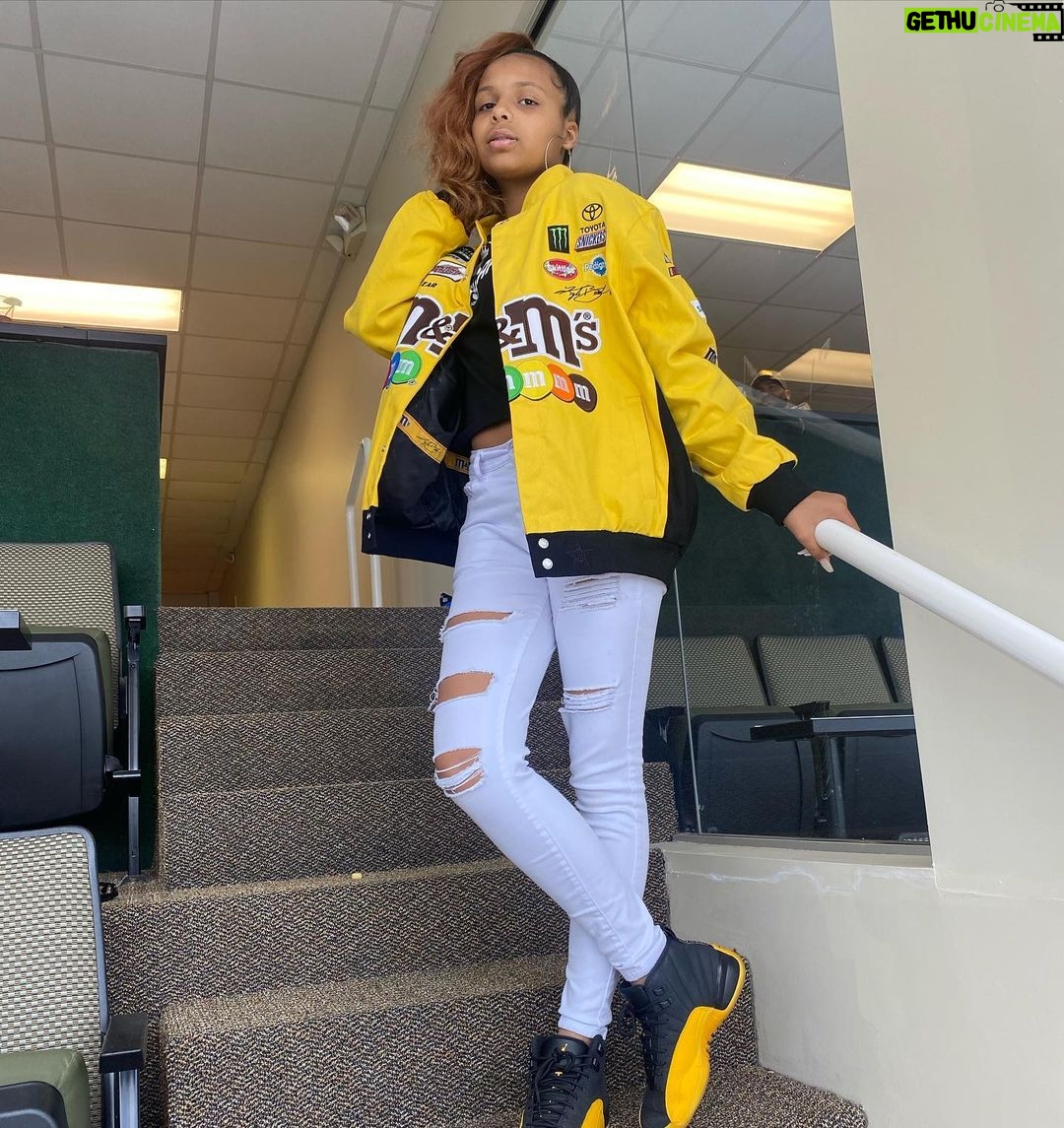 Khamyra Sykes Instagram - as I should. #winning🏁 (Drop ya last 3 emojis let’s see what u been talking bout😂) Atlanta Motor Speedway