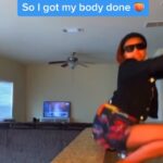 Khamyra Sykes Instagram - Single😭😂 (what’s yo relationship status🤔👇🏽)
