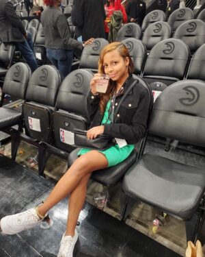 Khamyra Sykes Instagram - I ain’t Neva Eva worried bout a sneak diss✅sitting court side 🅿️eriodt
.
.
Thank you @lightskinkeisha @streamcut