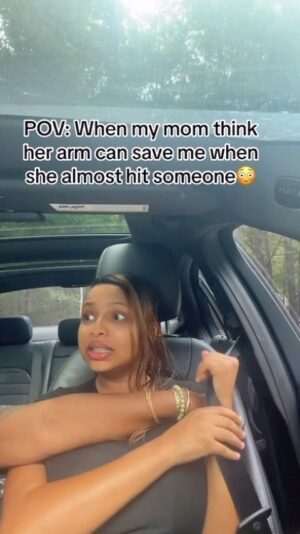 Khamyra Sykes Instagram - She be dtm 🙄 almost had to call @topdoglaw