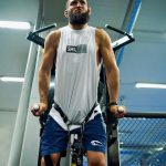 Khamzat Chimaev Instagram - The right outfits are extremely important! 🫵 And the best sports, fighting and everyday clothes in the world are made by @smilodox in germany! Currently you can save unbelievable 40% on EVERYTHING in the Summer Sale with the Code KHAMZAT - be sure to check out smilodox.com! 🥊