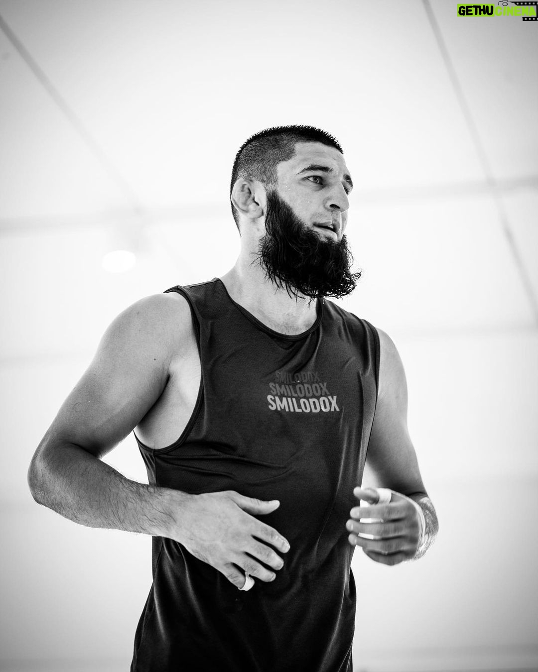 Khamzat Chimaev Instagram - @frontlineacademy @mohsenbaharimma 🤝 @eminsenfoto 📸 Oslo, Norway