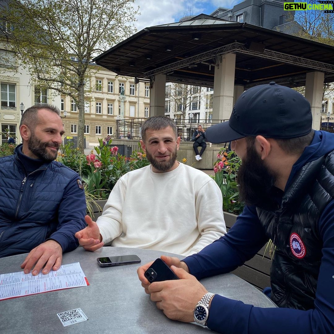 Khamzat Chimaev Instagram - Très bonne journée à tous! Luxembourg City Centre