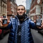 Khamzat Chimaev Instagram - “Smells good before you smesh somebody” Khamzat Smesh & Wolf with worldwide shipment: www.superz.com #ExtraitDeParfum #LimitedEdition UK,London
