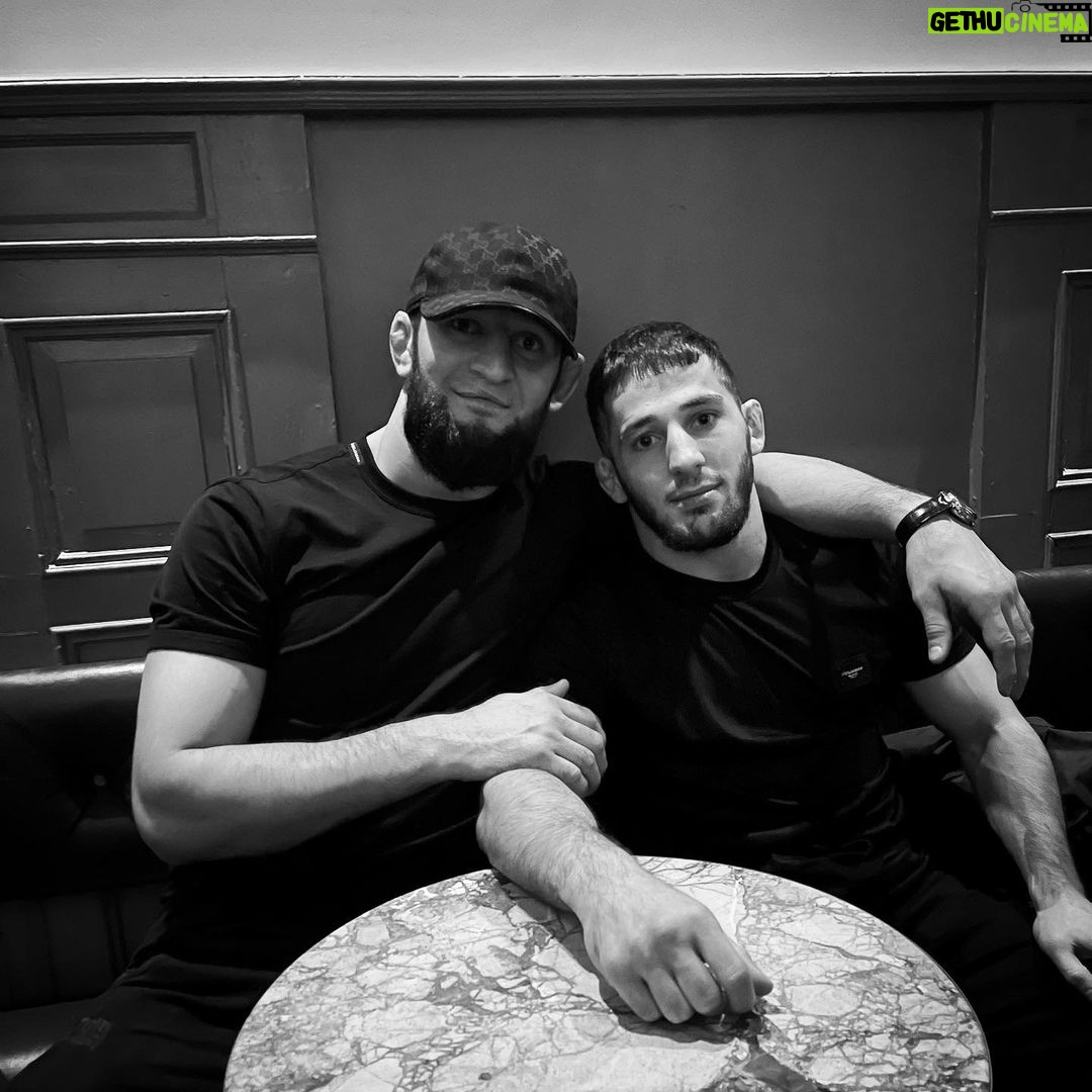 Khamzat Chimaev Instagram - Сан Дик Доттаг1 Дик Ваш @bilaltepsaev 🐺 Stockholm, Sweden