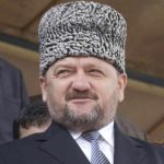 Khamzat Chimaev Instagram - ДАЛ Г1АЗОТ КЪОБАЛ ДОЙЛ 🤲🏼☝🏼