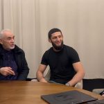 Khamzat Chimaev Instagram - Почти прямая трансляция со встречи Бувайсара Сайтиева с Хамзатом Чимаевым и Исой Исаковым🔥🔥🔥 @saitiev_74 @khamzat_chimaev @issa_isakov