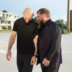 Khamzat Chimaev Instagram - Этот человек помог мне вернуться к жизни, не только мне и всему Чеченскому народу. Хотелось бы поблагодарить за все что он сделал и делает для нас, и нашего народа. ДЕЛ РЕЗ ХИЙЛ ХЬУН ТХАН ПАЧЧАХЬ 🤲🏼☝🏼 Grozny