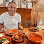 Khemanit Jamikorn Instagram - ร้านนี้คุณแม่แพมแนะนำ อยากให้ลูกๆมากัน อร่อยทุกอย่างจริงๆ อยากจะสั่งทุกเมนูเลยค่ะ 👩🏻‍🦰✌🏻🩷 แถมด้วยบรรยากาศดีดี และ คาเฟ่น่ารักมากค่า !!! . . . @saksoonthorn_rise @prikyuak1991 💚💛🧡❤️🩷🩵💙💜🤍 พริกหยวก Prik-Yuak