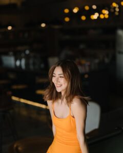 Khemanit Jamikorn Instagram - 𝑩𝒆 𝒚𝒐𝒖𝒓 𝒐𝒘𝒏 𝒗𝒆𝒓𝒔𝒊𝒐𝒏 𝒕𝒐 𝒔𝒎𝒊𝒍𝒆😄 . . . #panpanworkmode 🧡🧡🧡🧡🧡🧡🧡🧡 @marini_officiel @memories__traveler