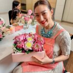 Khemanit Jamikorn Instagram - CHERISH x EK THONGPRASERT “LOTUS COLLECTION” คอลเลคชั่นดอกบัว ที่น่ารักมาก และ ใส่ในชีวิตประจำวันได้จริงๆค่ะ 👍🏻🤍 . . . @cherish_jeweldesign @ekthongprasert @saksoonthorn_rise 🩷🩷🩷🩷🩷🩷🩷🩷🩷🩷🩷🩷🩷