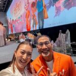 Khemanit Jamikorn Instagram - ”สติมา เณรน้อยอัจฉริยะ“ การ์ตูน Animation series ที่ได้แรงบันดาลใจมาจากคติธรรมของท่านว. วชิรเมธีค่ะ สามารถชมได้แล้ววันนี้ทาง APP: TRUE ID นะคะ 😀🧡🤍✌🏻 และ ดีใจที่ได้มีโอกาสเป็นพิธีกรกับพี่บ๊วยค่า พลังบุญมาเต็มเลยค่ะ 🙏🏻✌🏻 . . . สติจะนำพาให้เราสำเร็จ เปิดใจให้โอกาสตัวเองได้รับอีกเรื่องราวที่จะทำให้ใจเราสุขกันนะคะ 🤍✌🏻😄 @buay_watcharakhun @trueid_th