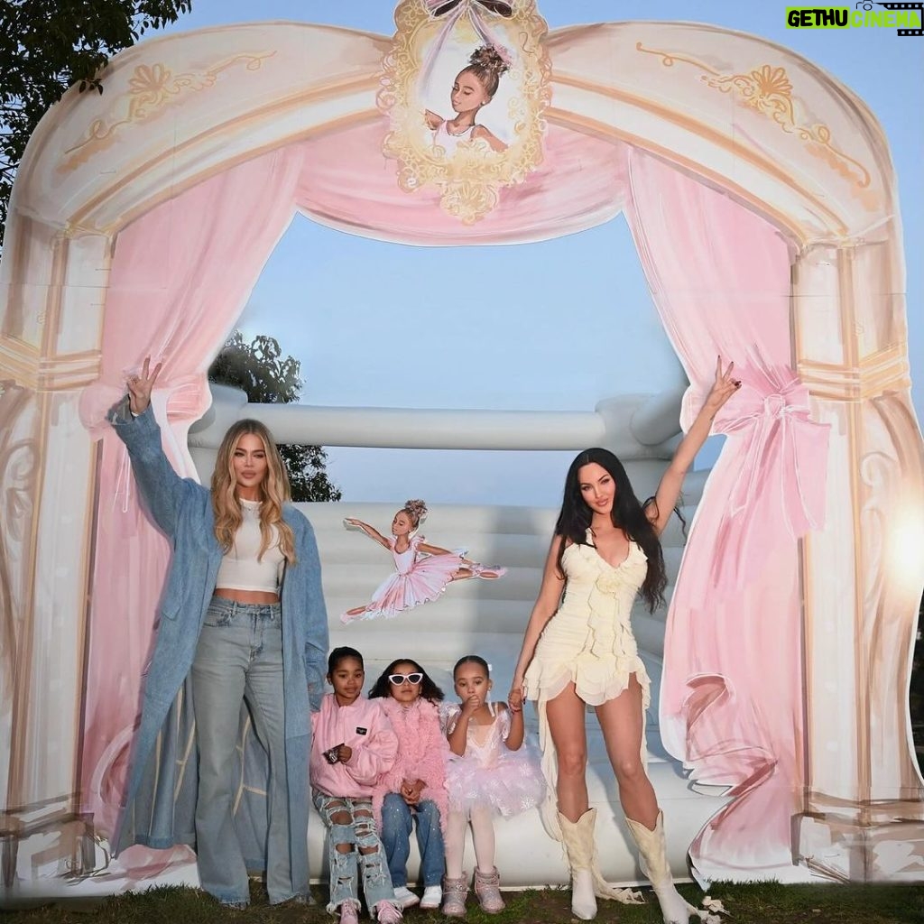 Khloé Kardashian Instagram - Happy birthday sweet @dovealayah !!! We all love you so much!! @nataliehalcro you certainly know how to throw a party. The details are always perfection 🩰🤍