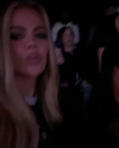Khloé Kardashian Instagram - Superbowl!!!!!! @michaelrubin we had a time!!!!! 😮‍💨 and I was right back at it this morning In the carpool craziness. Wouldn’t have it any other way.