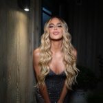 Khloé Kardashian Instagram - 🩶👽🌪️🐺🌚