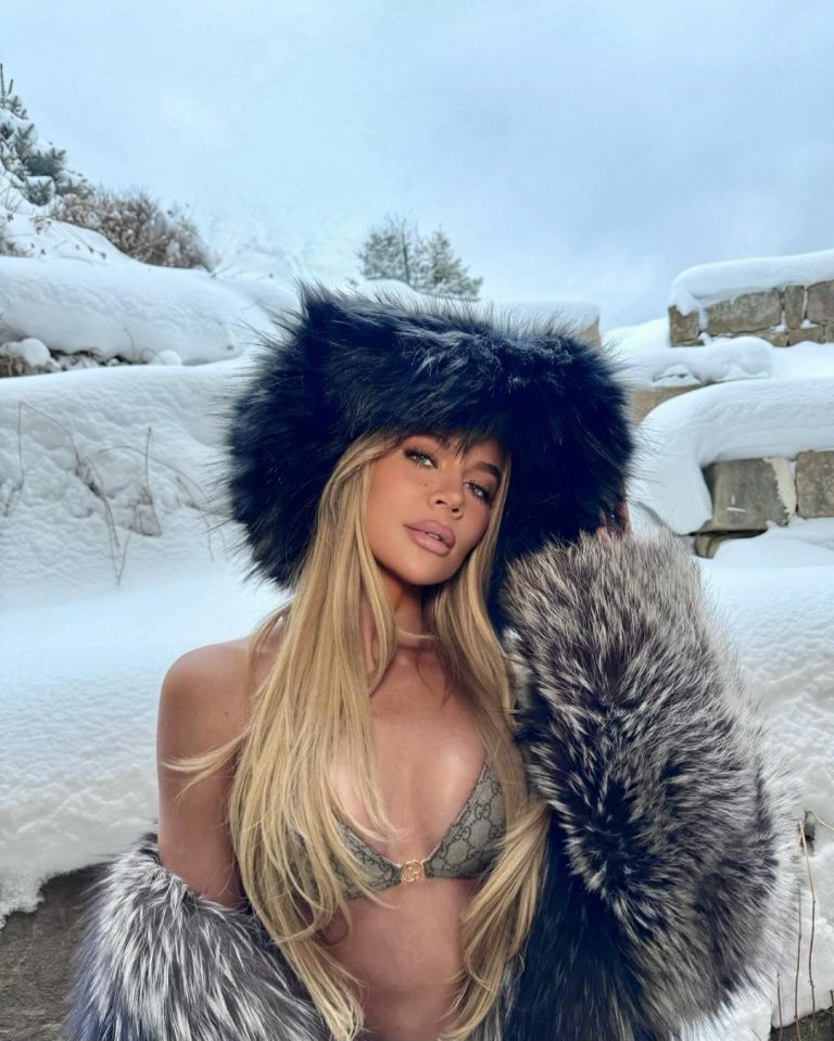 Khloé Kardashian Instagram - It’s giving mob wife vibes…. Faux mob wife of course