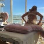 Khloë Terae Instagram - Ready when you are Ocean Rose 🫶🏼 Had a beautiful session of labor inducing acupuncture & cupping with the amazing Crystal from @californiamobileacupuncture 🪡 Fellow mamas, what did you do to bring on labor naturally? Reading comments below 👇🏼 Malibu, California